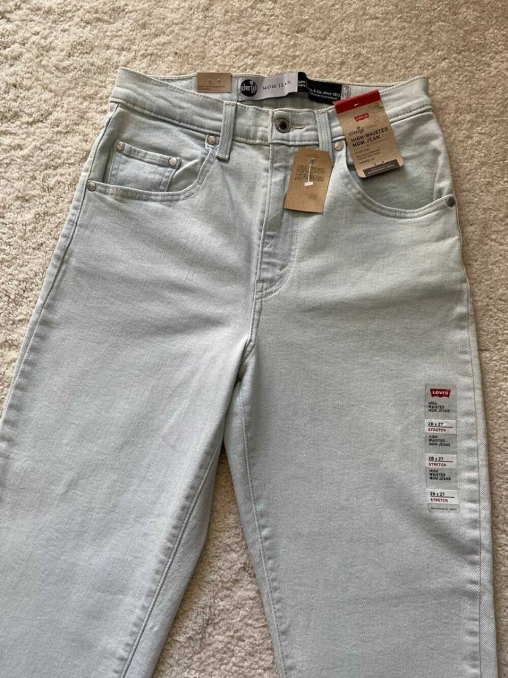 NWT Levi's SilverTab High Waisted Mom Jeans Tapered Leg Size 28/27